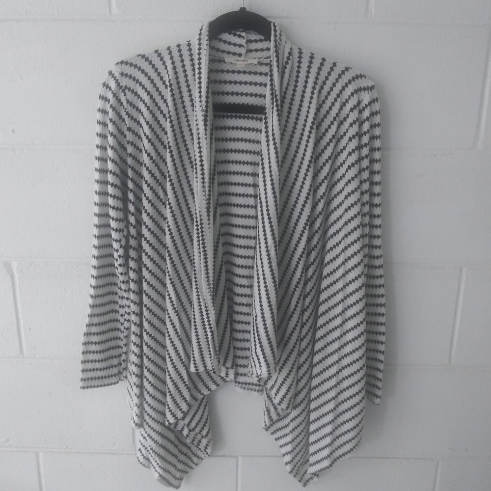 ❤ Meraki Black and White Argyle Open Front Cardigan Size S
